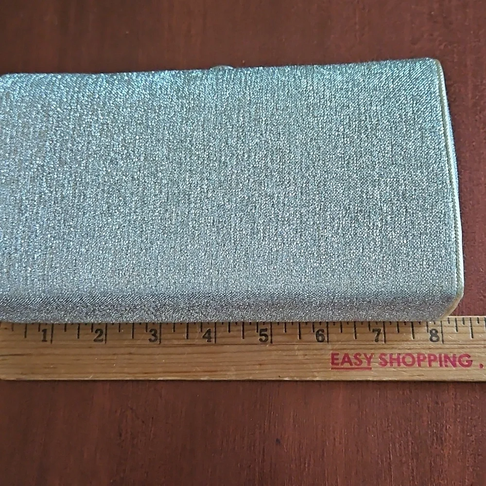 Elegant Clutch Shimmery Silver Women's Vintage - Attached Tuck Away Chain Handle